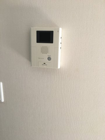 ラプレーヌNKのセキュリティ|TVモニター付きインターホン　※写真は同タイプ別室のものです