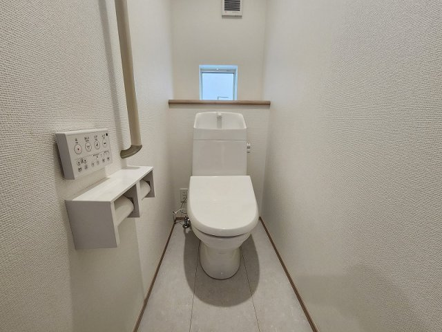 ハートフルタウン 高崎市片岡町2丁目新築のトイレ|現地撮影