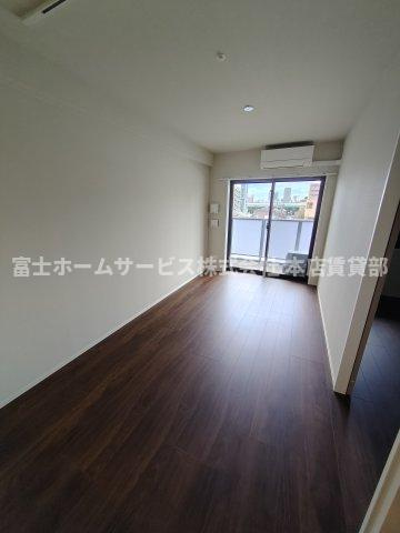 サザンネスト住ノ江駅前の居間・リビング