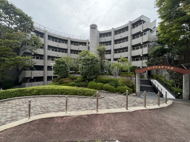 モンテベルデ甲陽園の外観