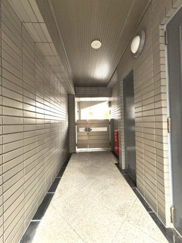 モンテベルデ甲陽園のその他|玄関前を広々使えます