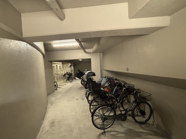 モンテベルデ甲陽園の駐輪場