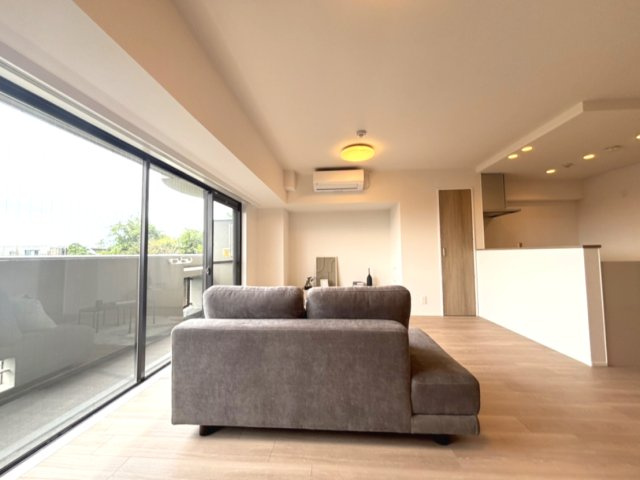 モンテベルデ甲陽園の居間・リビング