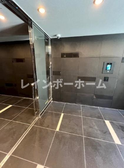 ベルシード新小岩AZのエントランス