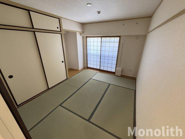 光明池駅前３号棟の和室