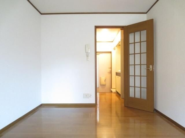 コーラルマンションの寝室