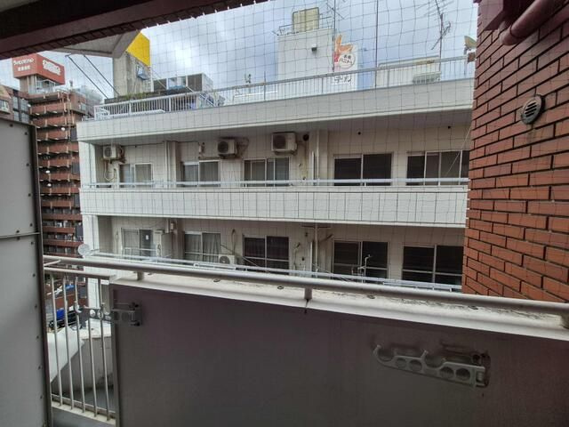 新宿グリーンプラザのバルコニー