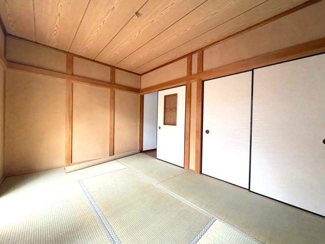 富田林市大字伏見堂の一戸建ての和室