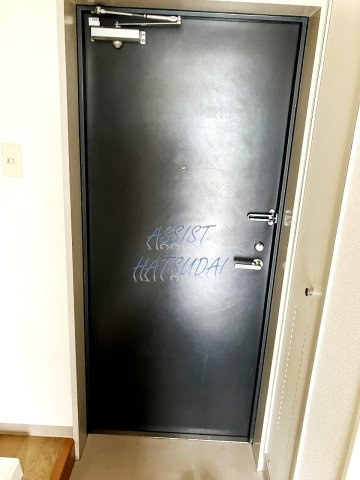 アウローラ・ナカノの玄関