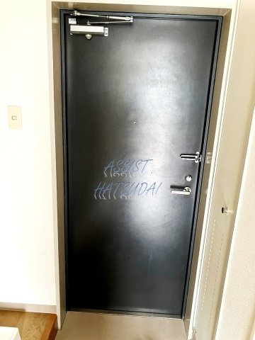 アウローラ・ナカノの玄関