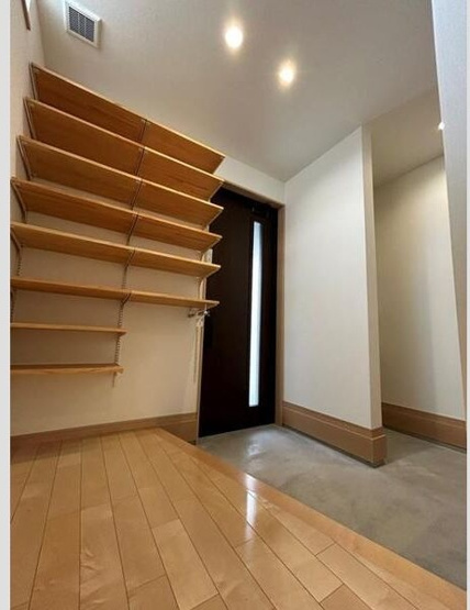 【玄関】 | 片坂町2丁目戸建