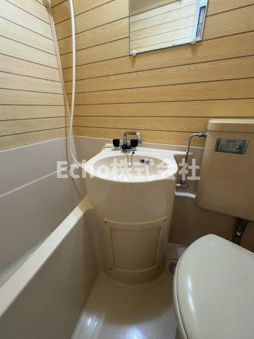 ノバカネイチ本町御堂の洗面所
