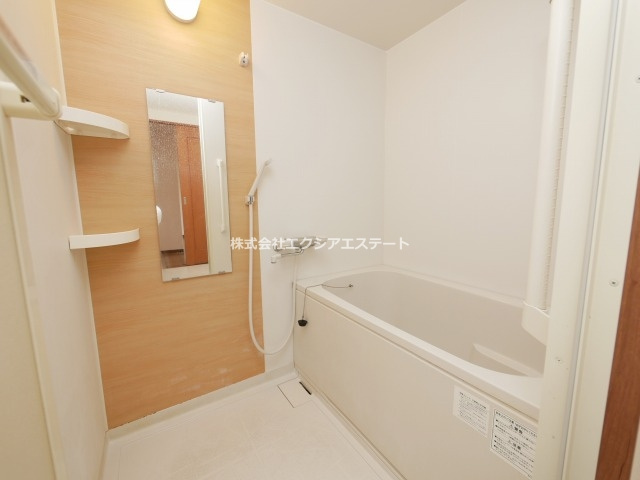 南海ハイライズフラット天下茶屋の浴室