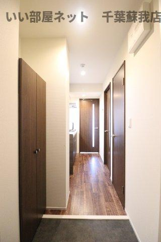 結城野ベースの玄関|明るい玄関です