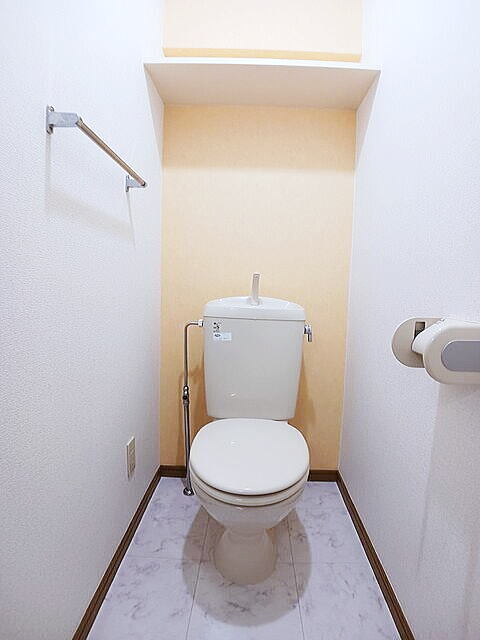 フレグランスのトイレ|落ち着いたトイレです