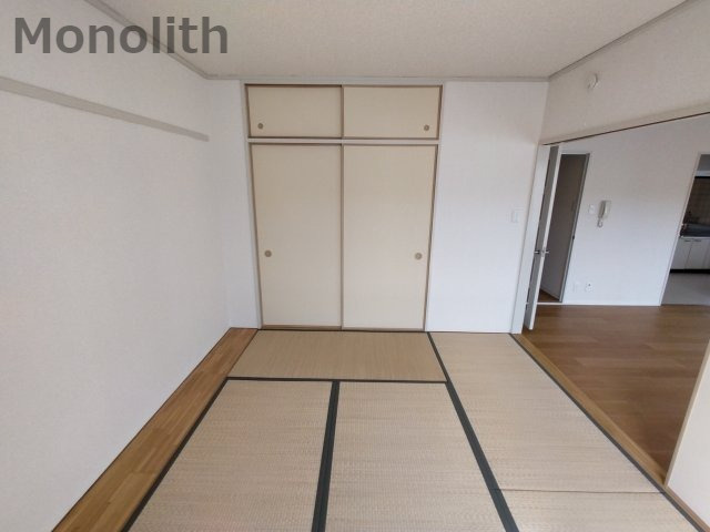 泉北城山台２丁14号棟の和室