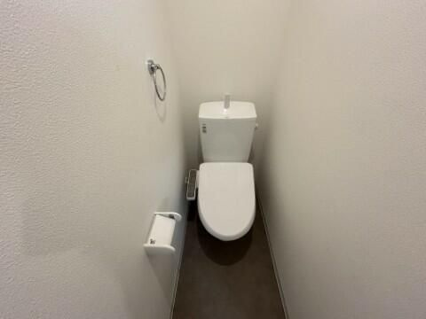 足立区入谷２丁目のアパートのトイレ