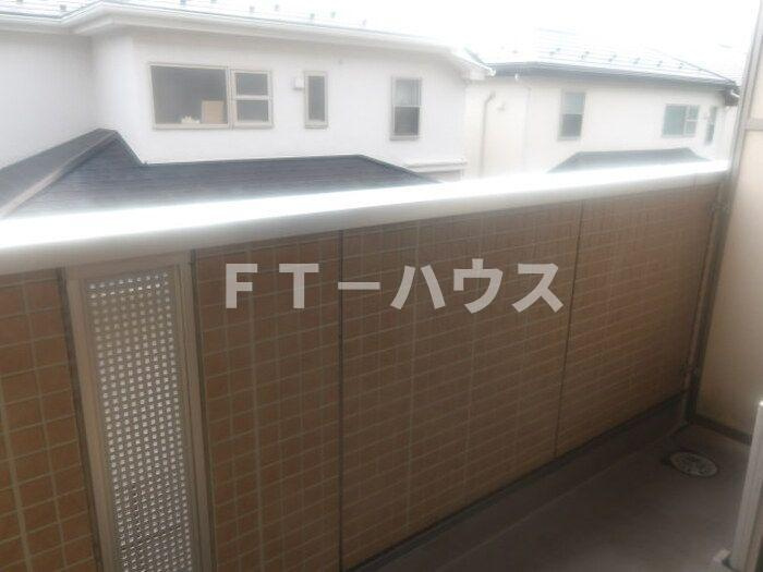 ロイヤルコートCのバルコニー