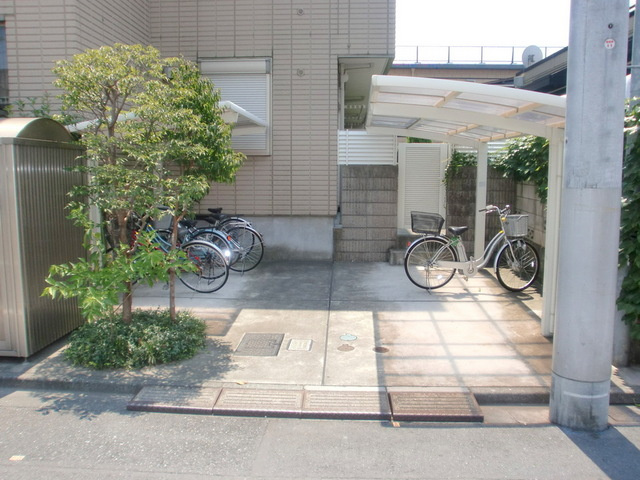 フラット・フォーティーン（♭１４）のその他共用部分|★屋根付き駐輪場★
