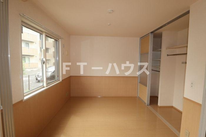 ロイヤルコート　Dの洋室