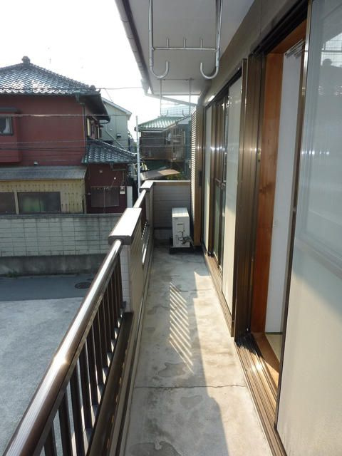 松清六番館のバルコニー