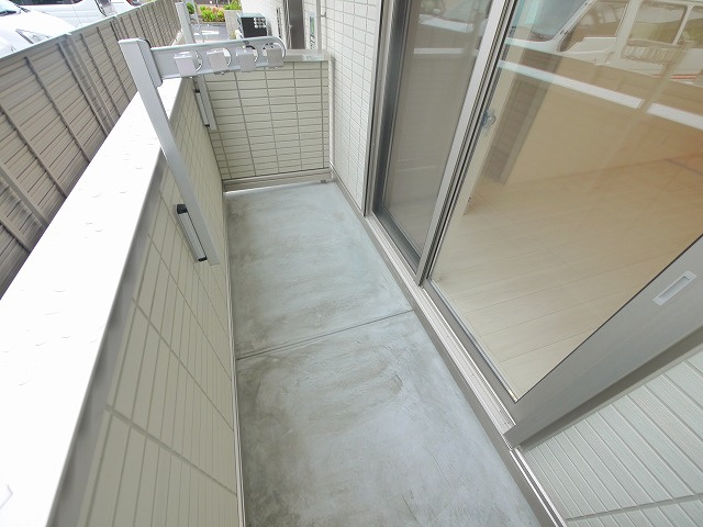 RETOLIA川原城町のバルコニー