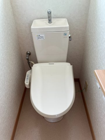 幸４丁目テラスハウスのトイレ