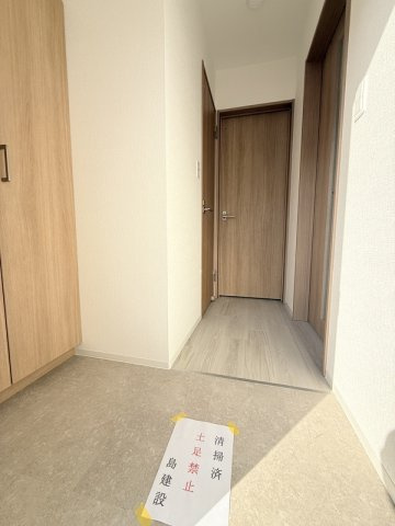 Space広川 D棟の玄関|きれいな玄関です