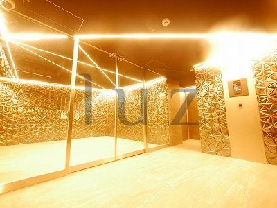 ベルシード野毛山公園のエントランス