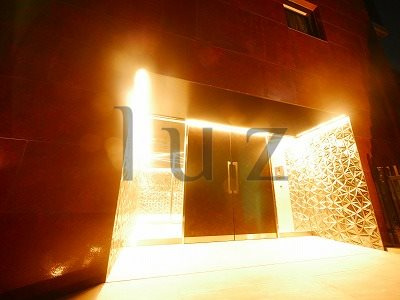 ベルシード野毛山公園のエントランス