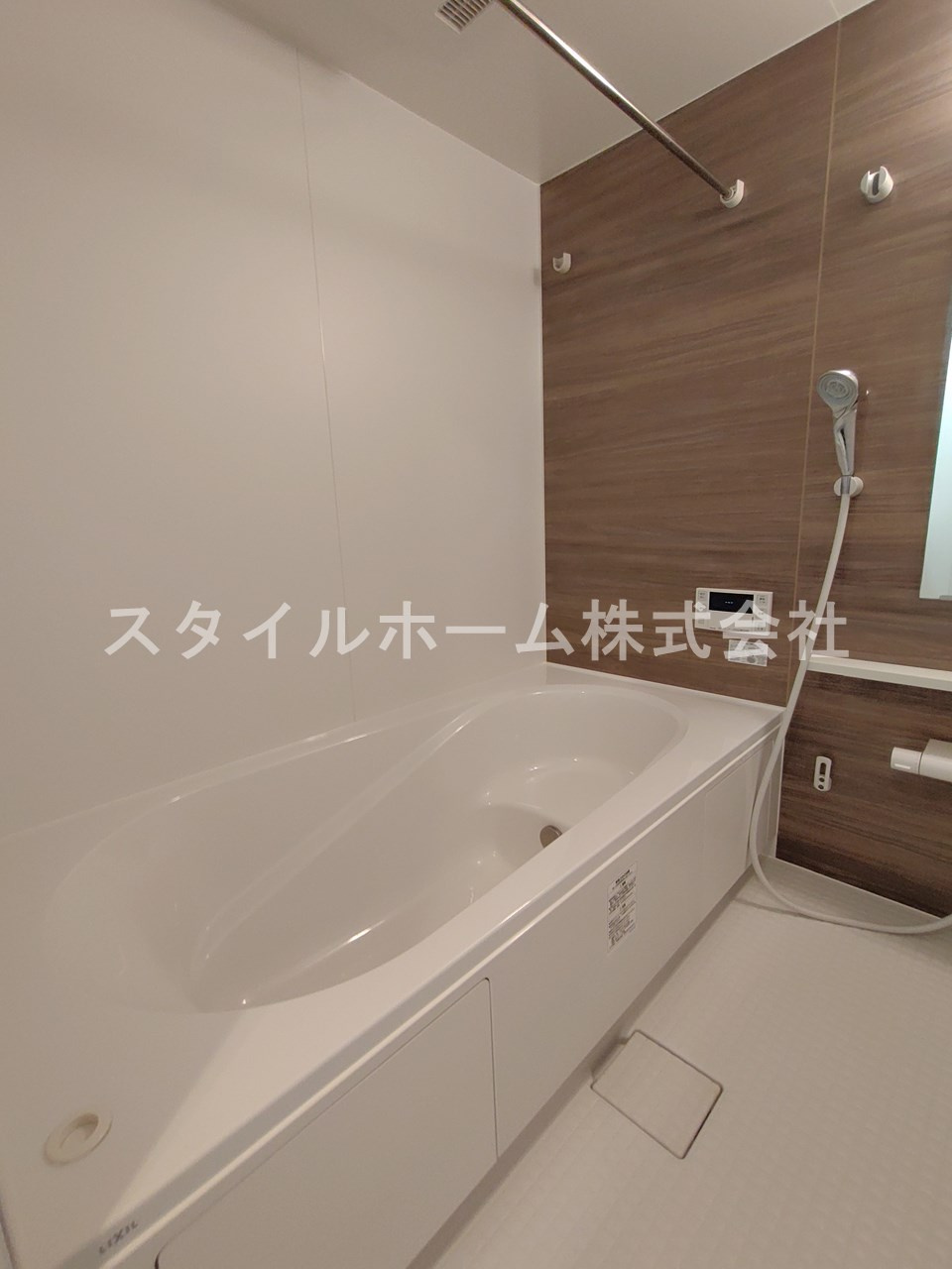 オッツ三蔵子　Aの浴室