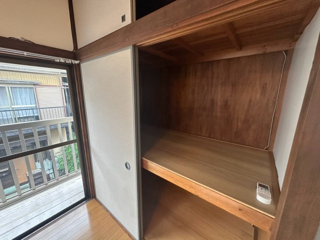 西馬橋1丁目戸建の収納