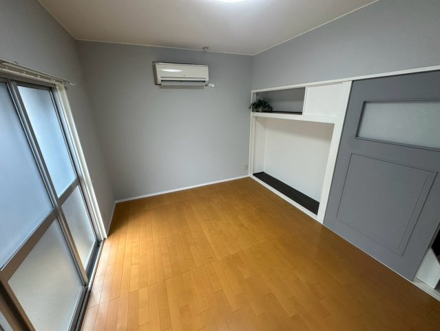 西馬橋1丁目戸建の居間・リビング