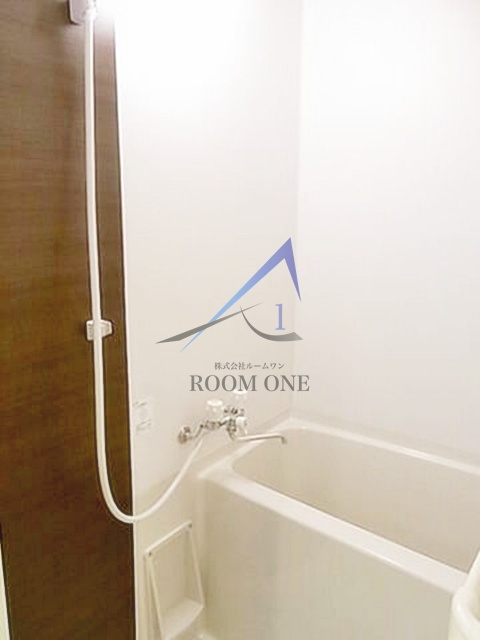 リバーサイド横浜 の浴室|お風呂です。