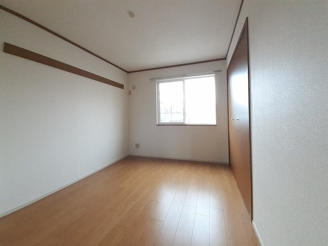 サンライズの洋室