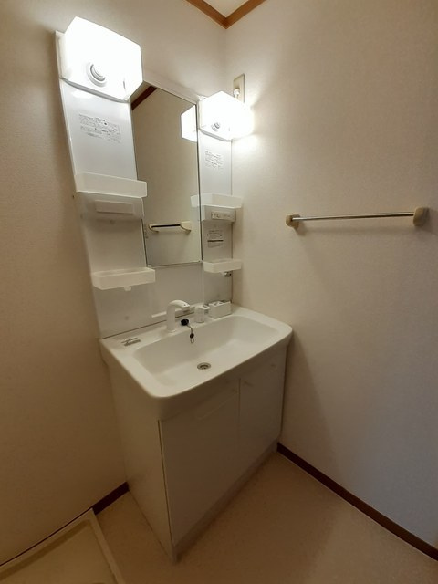 サンライズの洗面所