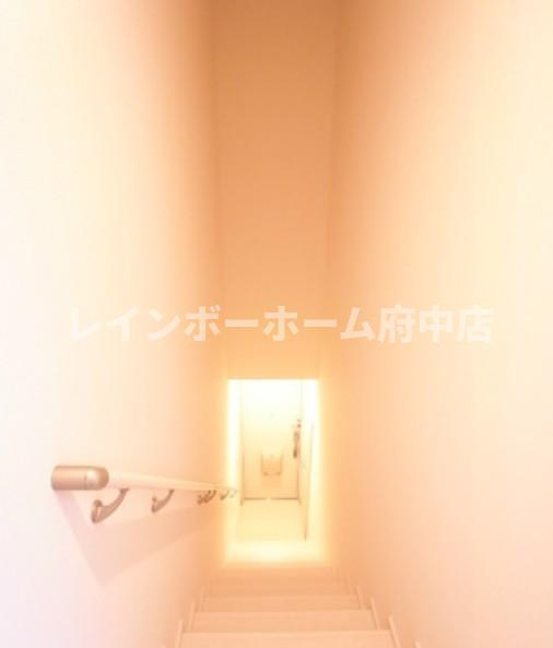 リブリ・さくら大工の玄関