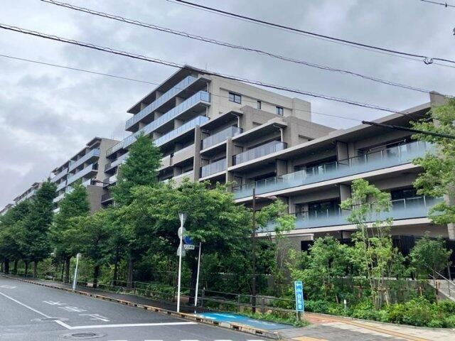 プラウドシティ国立の外観