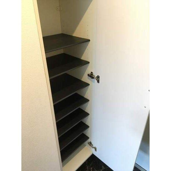 福岡市博多区下呉服町の賃貸マンションの収納