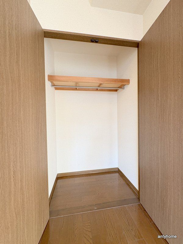 フォレスト今里　仲介手数料無料の収納