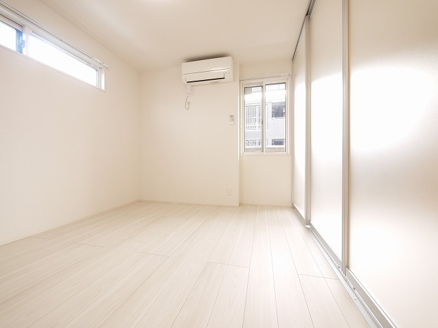RETOLIA川原城町の寝室