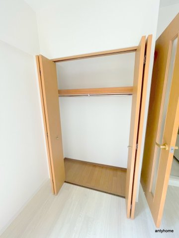 メルクリオール難波　仲介手数料無料の収納