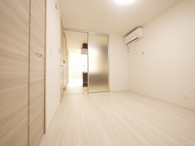 RETOLIA川原城町の洋室