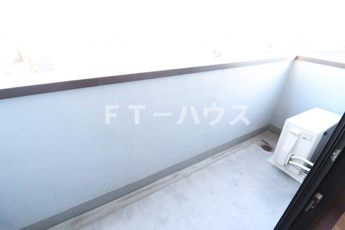 和田ビルのバルコニー