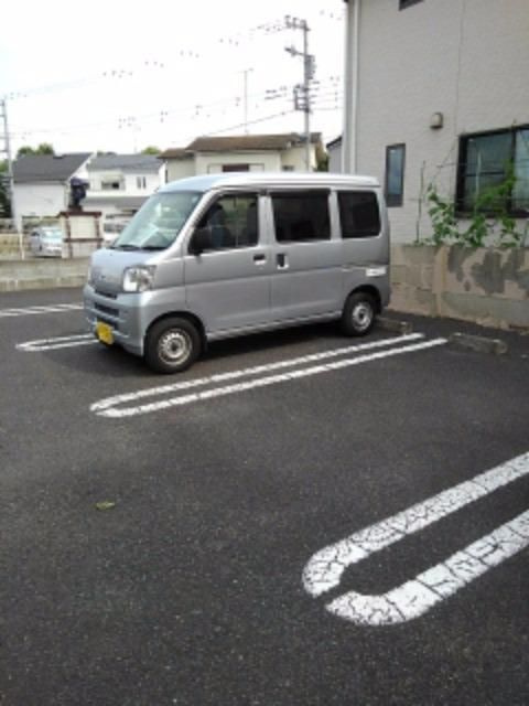 デフィ熊川の駐車場