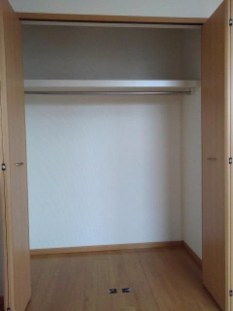 デフィ熊川の収納