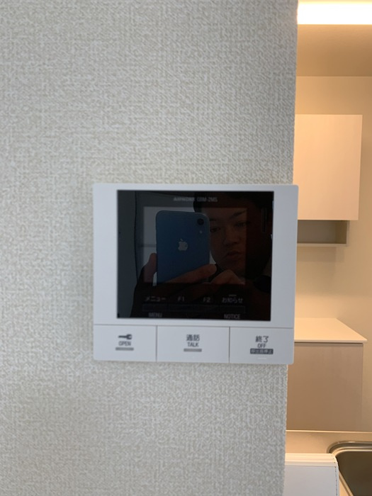 グラン・コート末広通のセキュリティ|同建物内別部屋の写真です。
