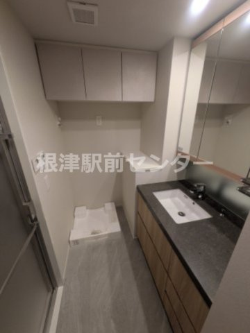 【洗面所】