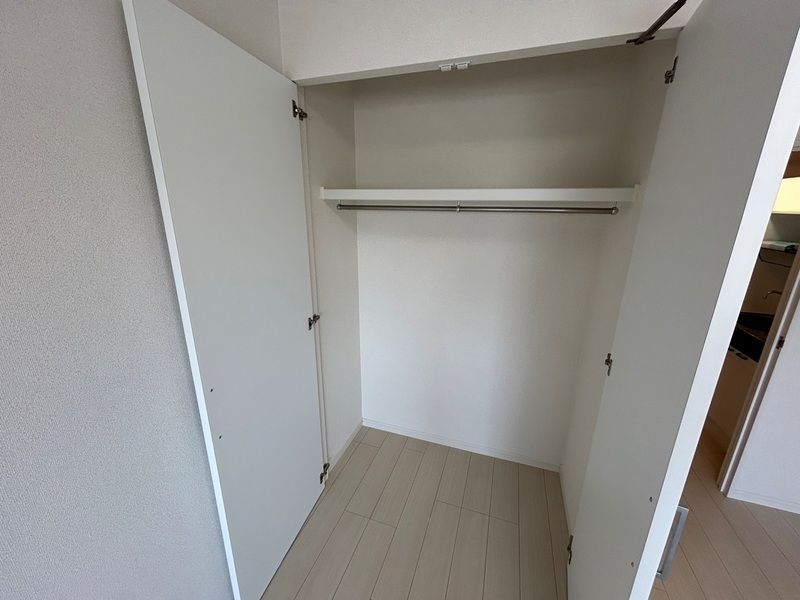 アンビックスつつじヶ丘 Ａ棟の収納