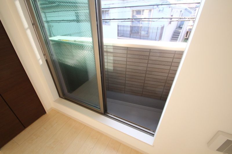 レスポワール東府中のバルコニー